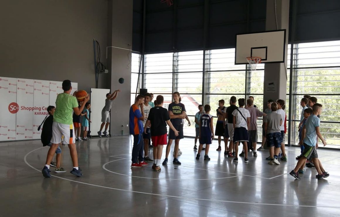 TAKMIČENJE U ŠUTIRANJU TROJKI