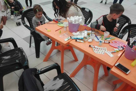 Uskršnje humanitarno oslikavanje jaja