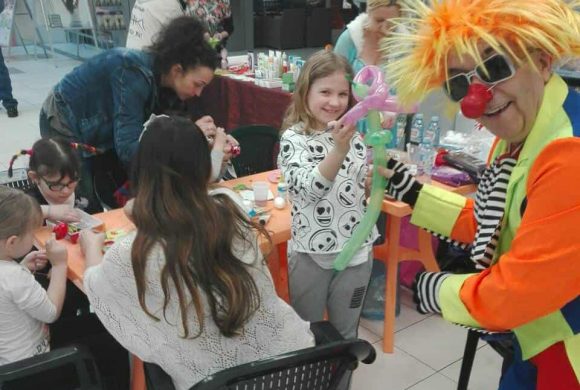 Uskršnje humanitarno oslikavanje jaja