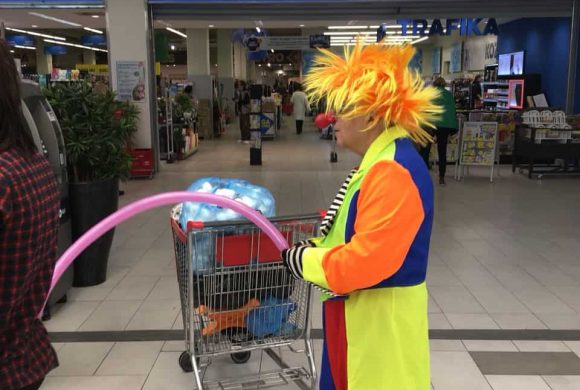 Uskršnje humanitarno oslikavanje jaja