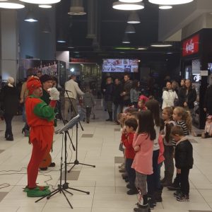 Snežna kraljica i patuljci